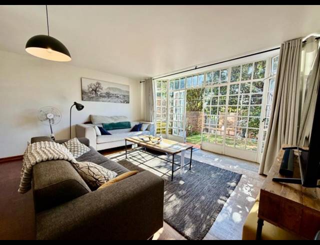 2 BEDROOM TOWNHOUSE FOR SALE IN WATERKLOOF GLEN